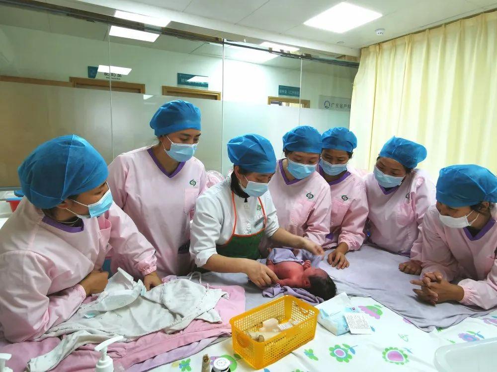 乌海妇婴监护型护送
